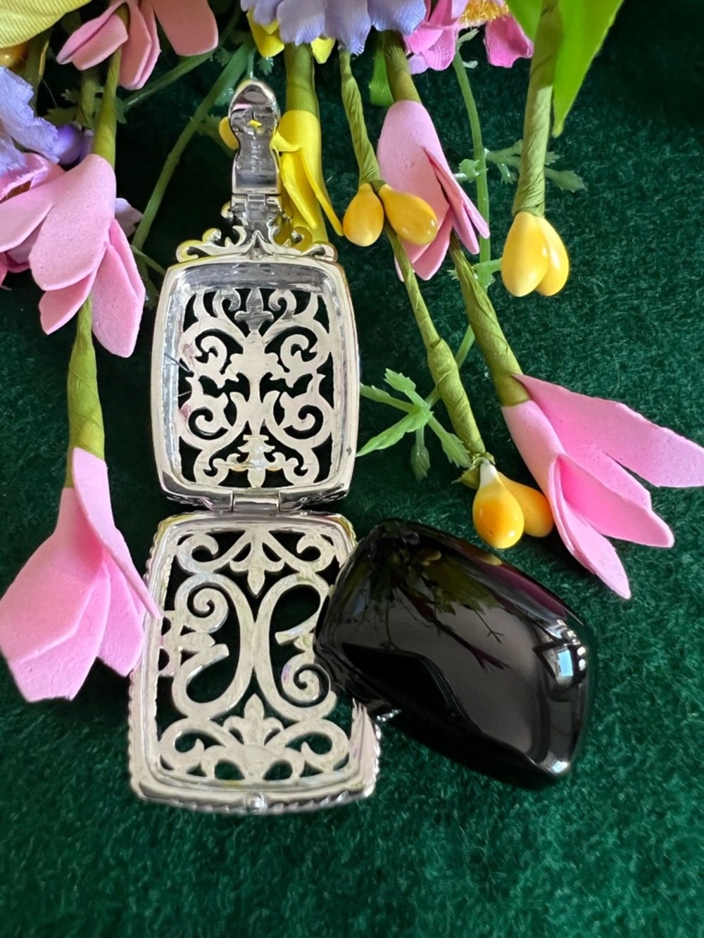 Ornate Filigree Pendant/Enhancer Silver & Gold Tones - Picture 5 of 13
